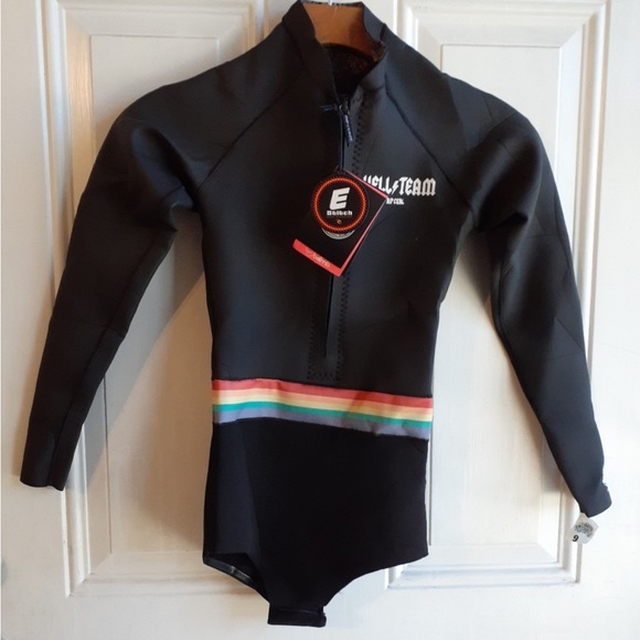 ❤️ Rip Curl Wetsuit Size 6 NWT - Picture 2 of 11